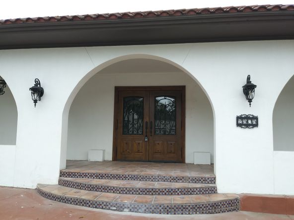 Spanish Colonades: 2505 Washington Ave, Waco, TX 76710